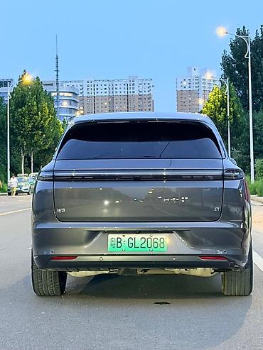 силк вэй: Lixiang L7: 2023 г., 1.5 л, Автомат, Гибрид, Кроссовер — 3
