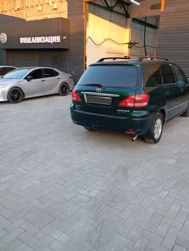Toyota: Toyota Avensis: 2001 г., 2 л, Механика, Бензин, Минивэн — 6