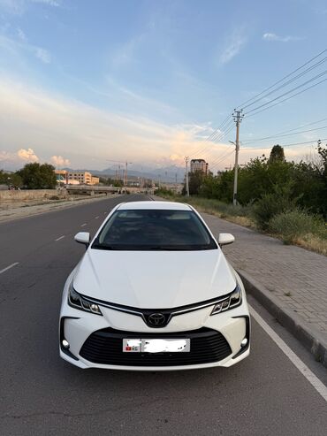 runx alex: Toyota Corolla: 2020 г., 1.2 л, Вариатор, Бензин, Седан