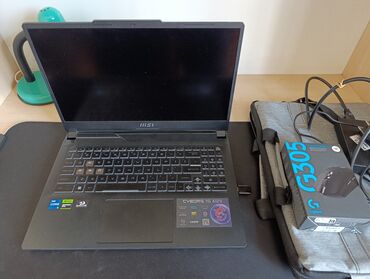 Planşetlər: İşlənmiş MSI, 15.6 ", Intel Core i7, 1 TB, Ünvandan götürmə