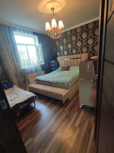ehmedlide satilan evler: Sabunçu qəs. 3 otaqlı, 95 kv. m, Kredit yoxdur, Yeni təmirli