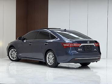 voxy noah: Toyota Avalon: 2018 г., 2.5 л, Автомат, Гибрид, Седан — 9