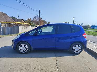 Honda: Honda Jazz: 2011 г., 1.3 л — 4