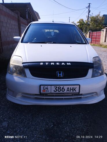 расрочка автомобил: Honda Stream: 2002 г., 2 л, Автомат, Бензин, Минивэн