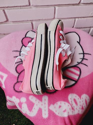 nike patike sa resama: Platnene patike niskog profila u intenzivno roze boji. - Gornjište — 2