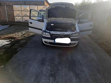 Opel: Opel Zafira A – sedmosed, bele boje, praktičan porodični MPV. Glavne — 6