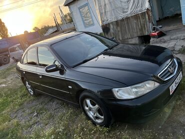 Honda: Honda Accord: 2001 г., 2 л, Автомат, Бензин, Седан