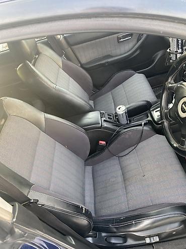 Subaru: Subaru Legacy: 2001 г., 2 л, Автомат, Бензин, Седан — 14