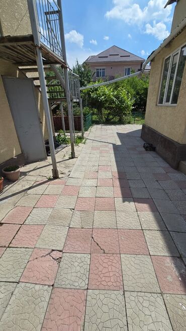 Продажа домов: Дом, 200 м², 4 комнаты, Собственник, Косметический ремонт — 15