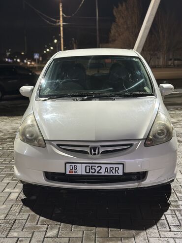 киргизия купить авто: Honda Fit: 2004 г., 1.3 л, Вариатор, Бензин, Хэтчбэк