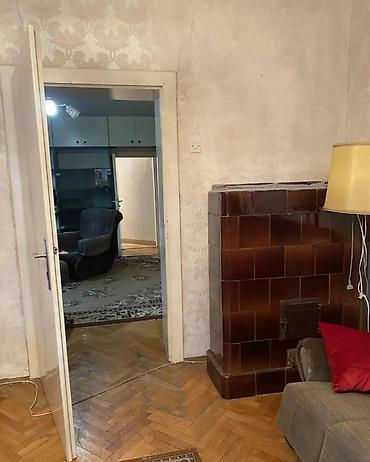 Kuće na prodaju: Trosobna kuća, 8 minuta od centra. Ima nusprostorije ( letnja kuhinja — 14