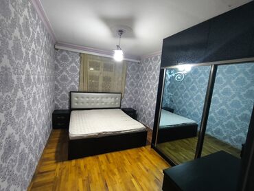 Uzunmüddətli kirayə mənzillər: Mənzildə geniş dəhliz və ayrıca mətbəx təqdim olunur. Mətbəx: - — 8