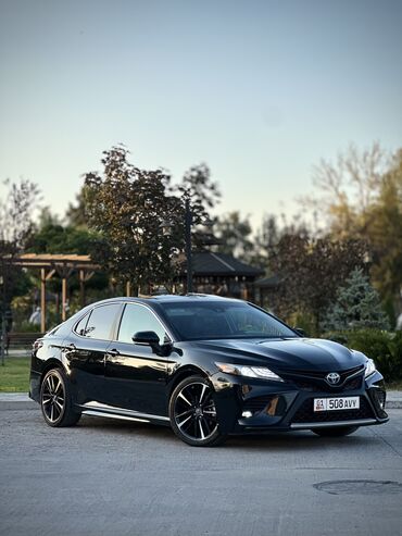 работа в оше продавец: Toyota Camry: 2018 г.