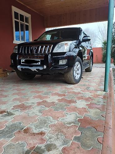 275 35 19: Toyota Land Cruiser Prado SUV. Qara rəngli kuzova malik bu model — 7