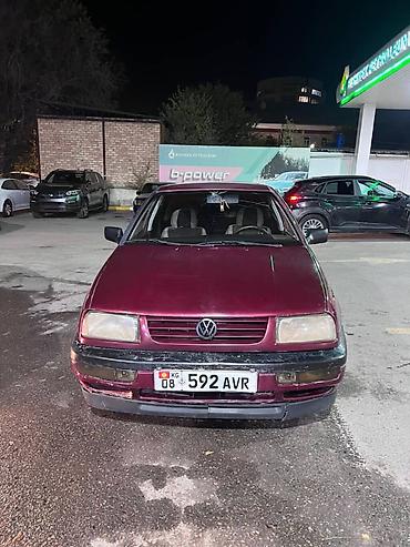 машына вента: Volkswagen Vento: 1992 г., 1.8 л, Механика, Бензин, Седан — 2