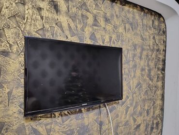 Televizorlar: İşlənmiş Televizor Samsung Led 32" HD (1366x768), Pulsuz çatdırılma