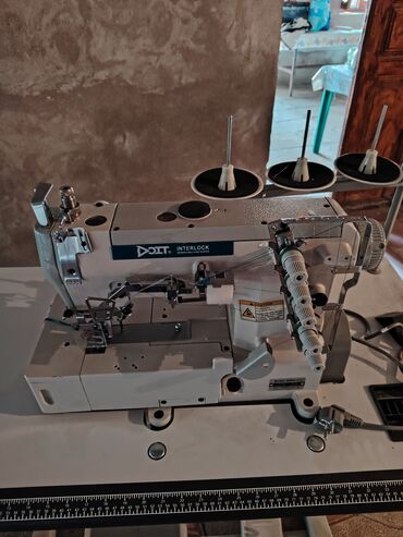 Tikiş maşınları: Tikiş maşını Yeni,Overlok — 8