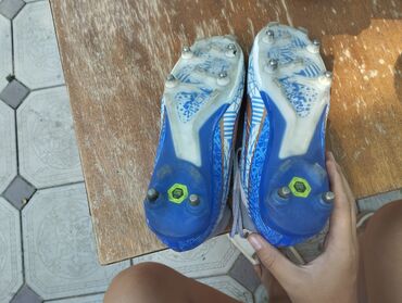 самокат бишкек цена: Срочно продаю! Nike superfly 9 cr7 состояние: хорошее размер 40 тип