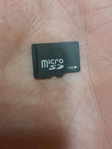 telefon üçün: Micro SD kart
1 GB
qiymət 10 azn