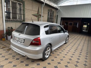 фаст фуд на колесах купить бу: Honda Civic: 2002 г., 1.5 л, Вариатор, Бензин, Хетчбек