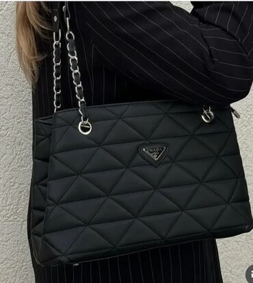 zenske jakne h m: Shoulder bag