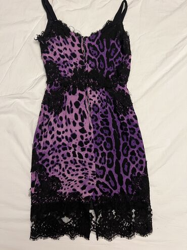 Haljine: Dolce & Gabbana M, S (EU 36), bоја - Ljubičasta, Koktel, klub, Na bretele na lalafo.rs — 2 Haljine: Dolce & Gabbana M, S (EU 36), bоја - Ljubičasta, Koktel, klub, Na bretele — 2
