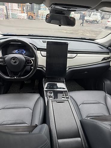 Weltmeister: Weltmeister EX5, 2022 г., 41900 км — 10