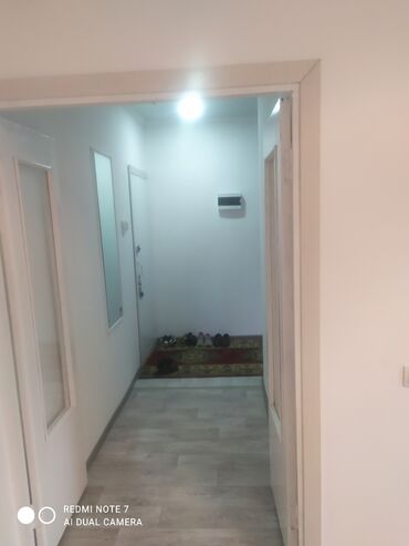 батир квартира: 1 бөлмө, 45 кв. м, 105-серия, 2 кабат, Евроремонт