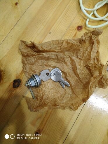 Qapı zamokları: Yeni, Ünvandan götürmə — 3