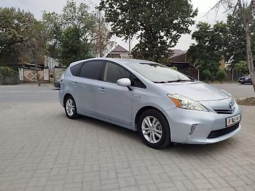 camry 50 2012: Toyota Prius: 2012 г., Бензин, Универсал — 3