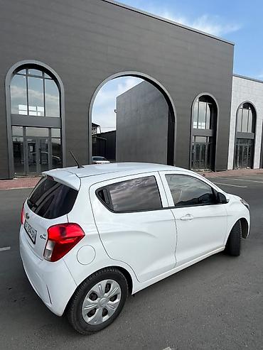 byd song plus 2018: Chevrolet Spark: 2016 г., 1 л, Вариатор, Бензин, Хэтчбэк — 4