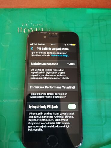 Apple iPhone: IPhone 8, 64 GB, Qara, Barmaq izi — 11