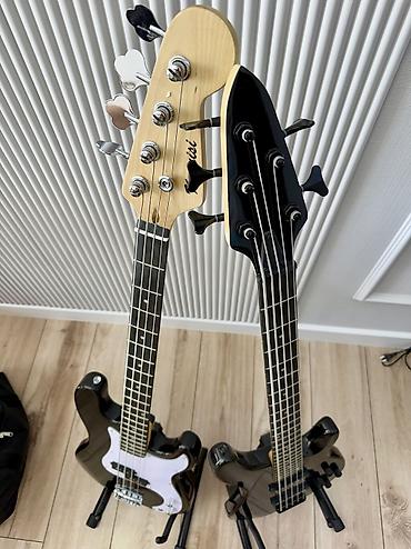спл: - 4‑струнная модель в классическом стиле P-Bass: - Черный корпус с — 5