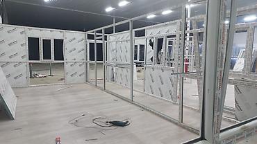 Konteynerlər: Ofis Ara Kəsmələri. PLASTİK BUTKALAR. ŞÜŞƏ BUTKALAR. ALÜMİNİUM — 7