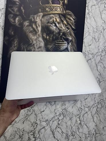 Apple MacBook: Apple MacBook, 13.3 ", Intel Core i5, 128 GB — 5