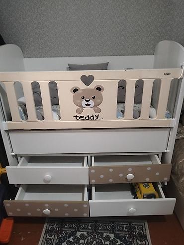 Beşiklər: Uşaq çarpayısı və komodlu beşik dəsti - Model: “Teddy” dizaynlı — 3