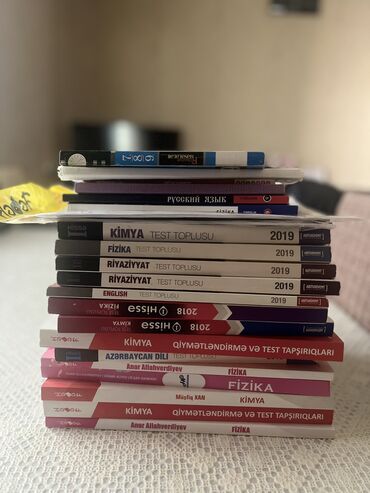 Testlər: 📚 1-ci qrup abituriyent kitabları satılır! 2018–2022-ci illərə aid: ✅