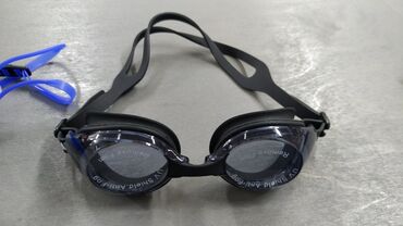 очки для бассейна: Очки для плавания бассейна 
Шапки для бассейна