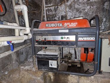 ремонт генератор: Kubota AV6500 generator Xüsusiyyətlər: - Model: Kubota AV6500 - Güc