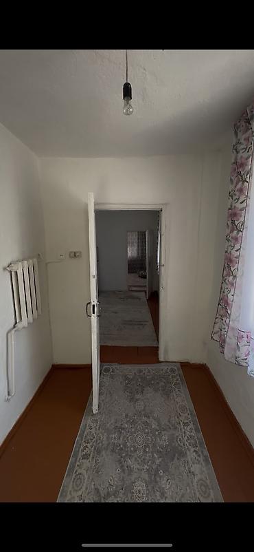 Продажа коттеджей и домов: Срочно продаю дом в Кочкорке Срочно продаю дом в ПГТ Кочкор: - улица — 4