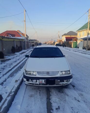 Volkswagen: Volkswagen Passat: 1995 г., 2 л, Механика, Бензин, Седан