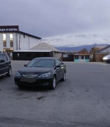 дом на колесо: Toyota Camry: 2004 г., 2.4 л, Автомат