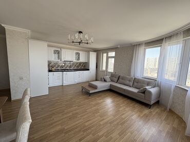 xacmazda satilan evler: Bakı, Yeni Yasamal, 3 otaqlı, Köhnə tikili, m. İnşaatçılar, 110 kv. m