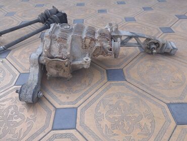 джинсы на 5 лет: 4 вд ипсум, гранат, кардан, задный мост. 20000 сом