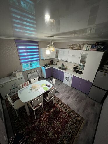 дом центр бишкек: 110 м², 4 комнаты, Утепленный, Теплый пол, Бронированные двери