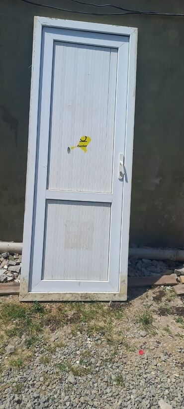 Plastik qapılar: Plastik qapi 230/88sm
55azn
Savalan 9628 leli
