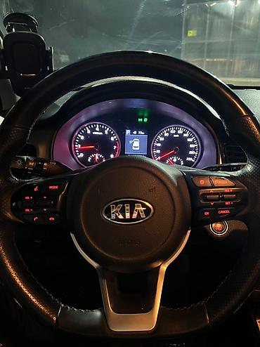 Kia: Kia Stonic: 2017 г., 1.4 л, Автомат, Бензин, Кроссовер at lalafo.kg — 9 Kia: Kia Stonic: 2017 г., 1.4 л, Автомат, Бензин, Кроссовер — 9