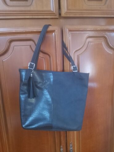 armani exchange torbe: Shoulder bag