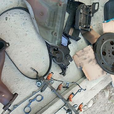 Другие детали для мотора: Автозапчасти от разборки двигателя (бензин, рядная «четвёрка») В — 2