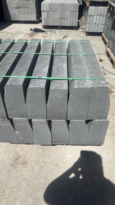 Тротуарные бордюры: Тротуарный бордюр, Бетонный, Другие особенности, 1000 — 27